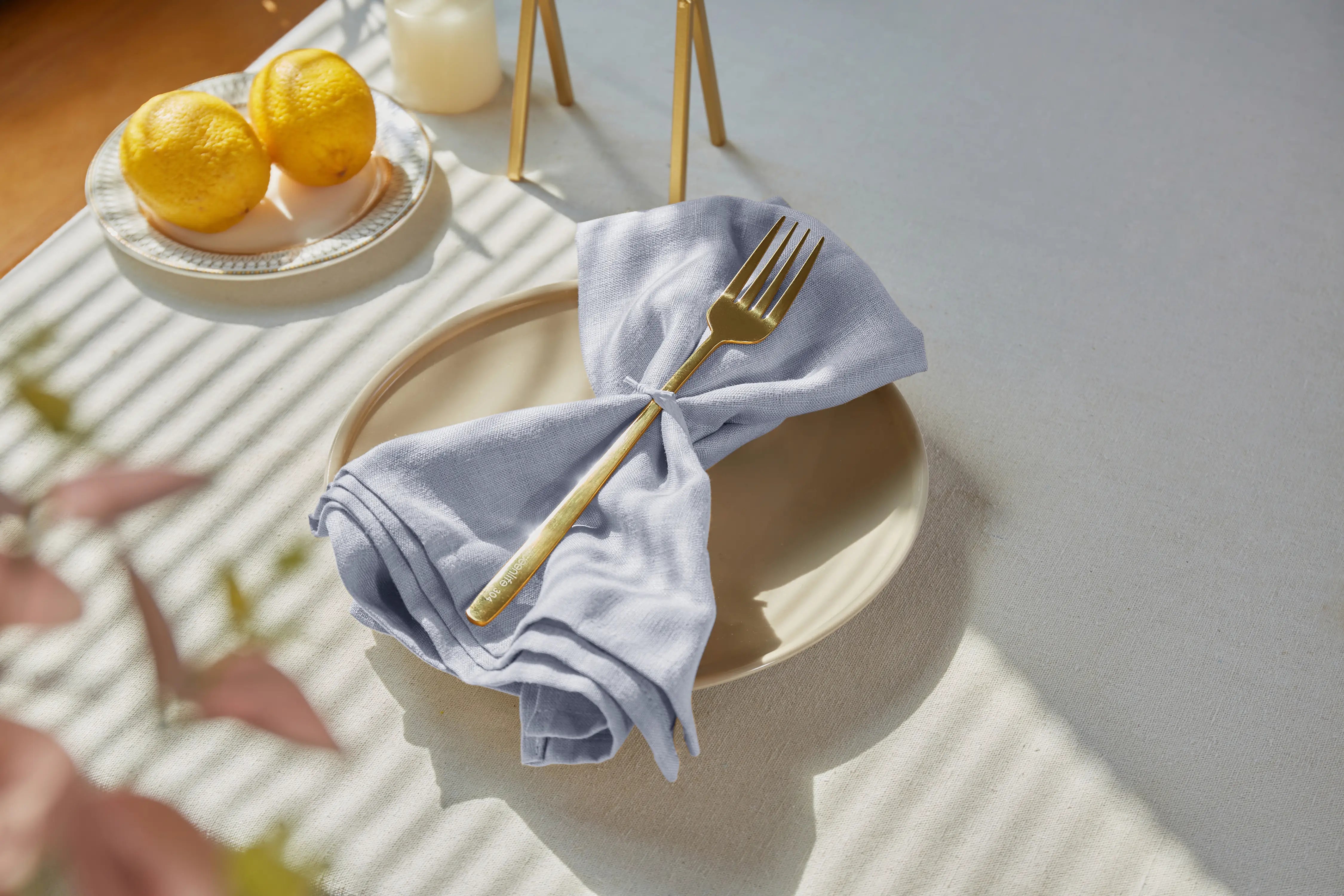 linen-napkin-light-blue-1