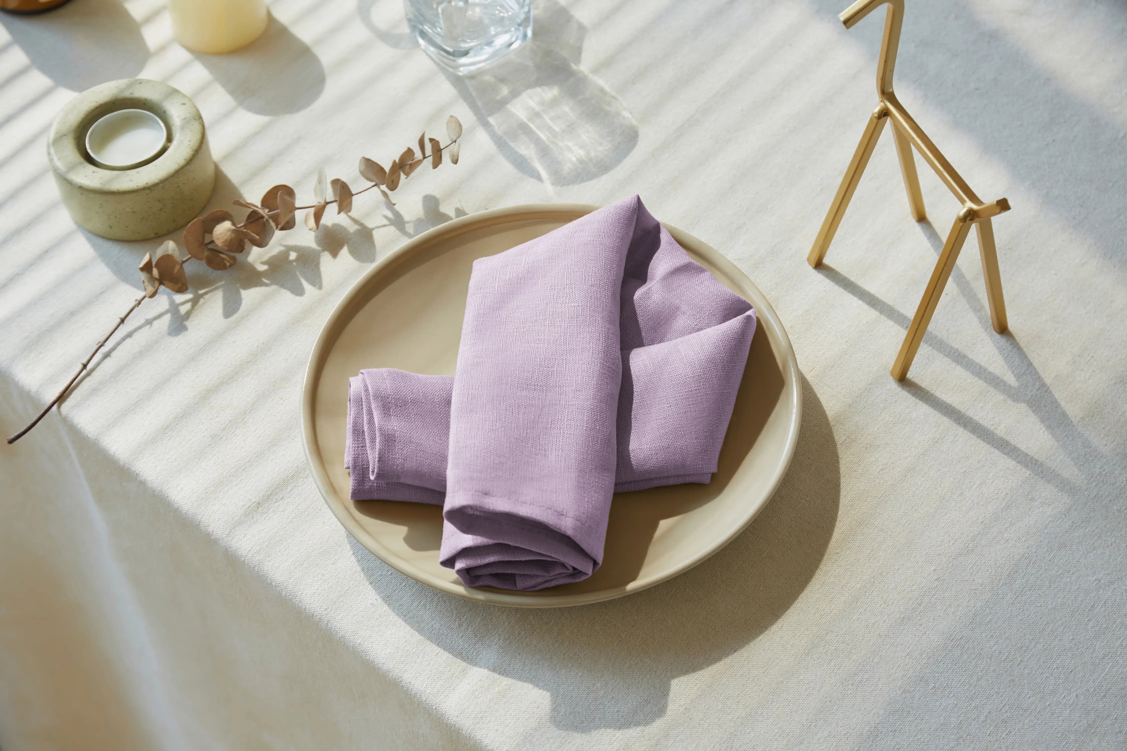 linen-napkin-purple-2