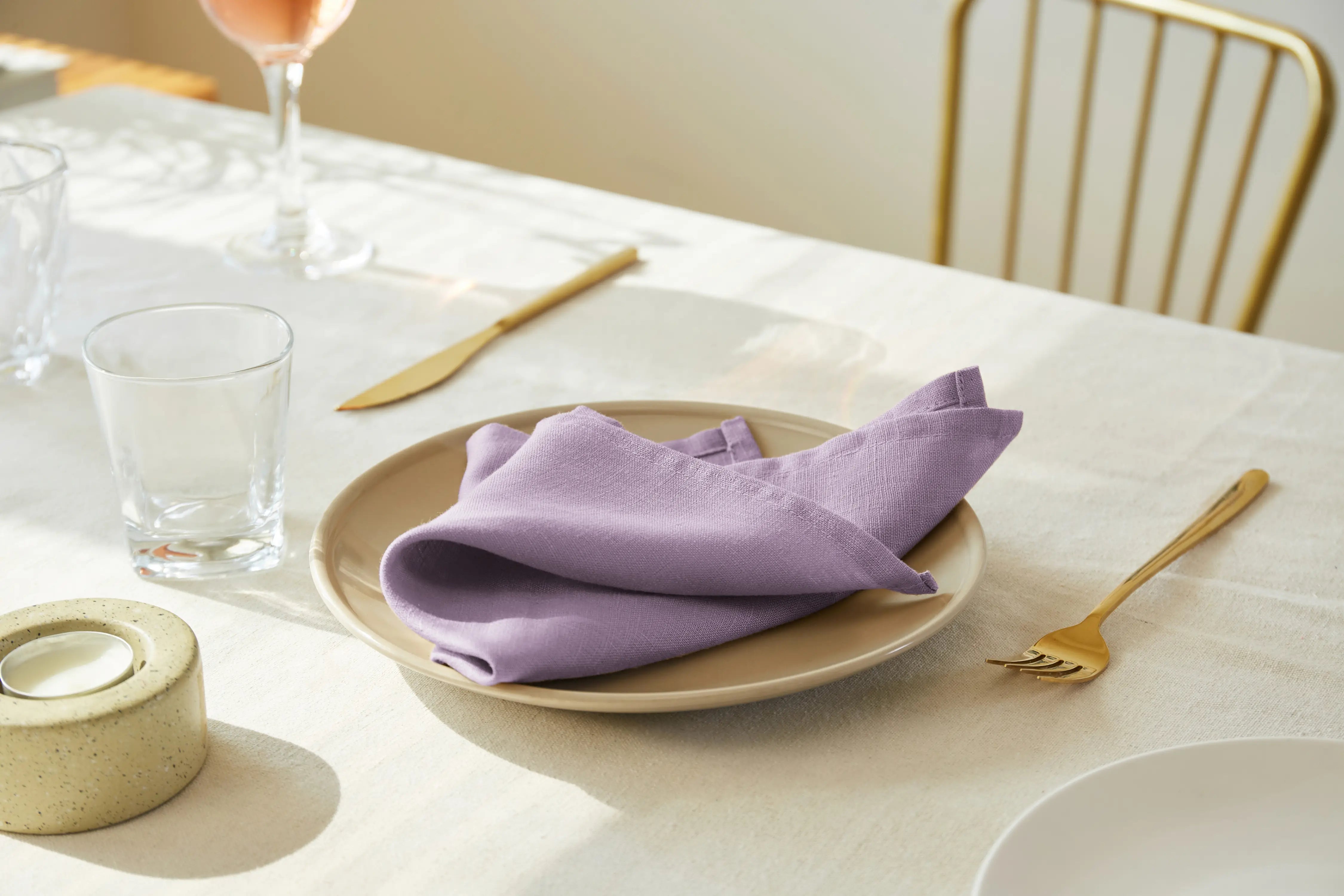 linen-napkin-purple-3