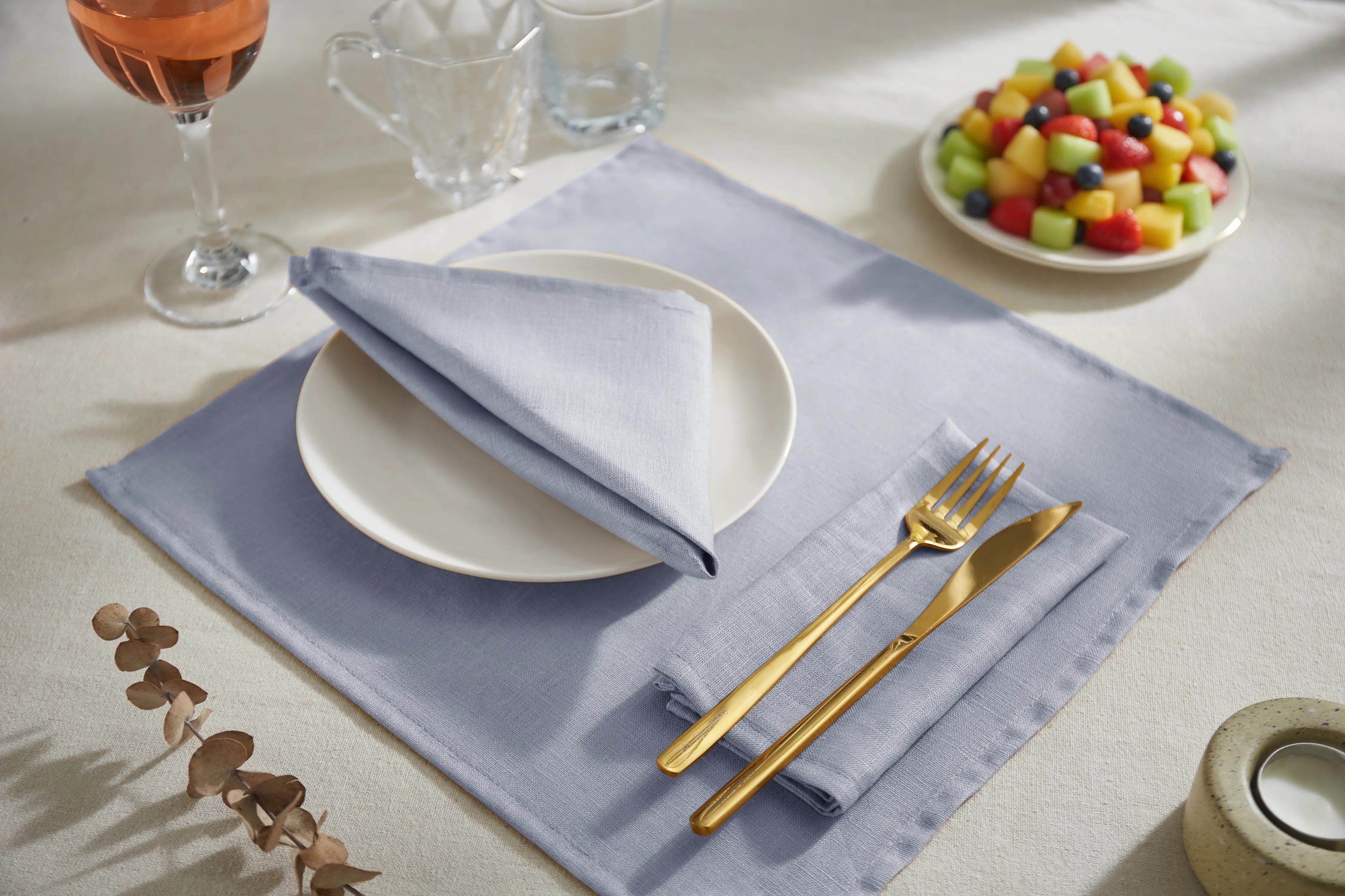 linen-placemat-light-blue-4
