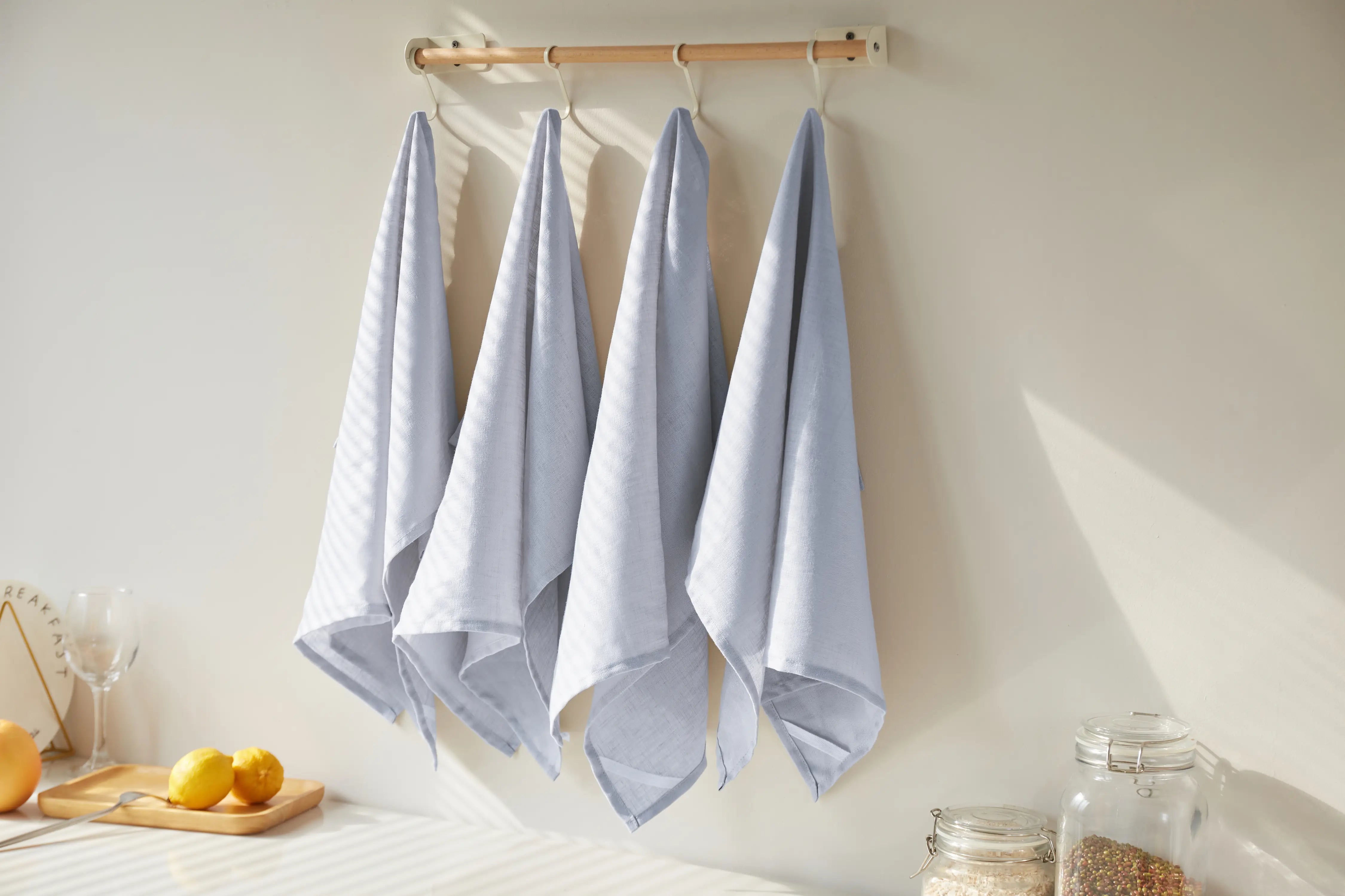 linen-tea-towel-light-blue-1